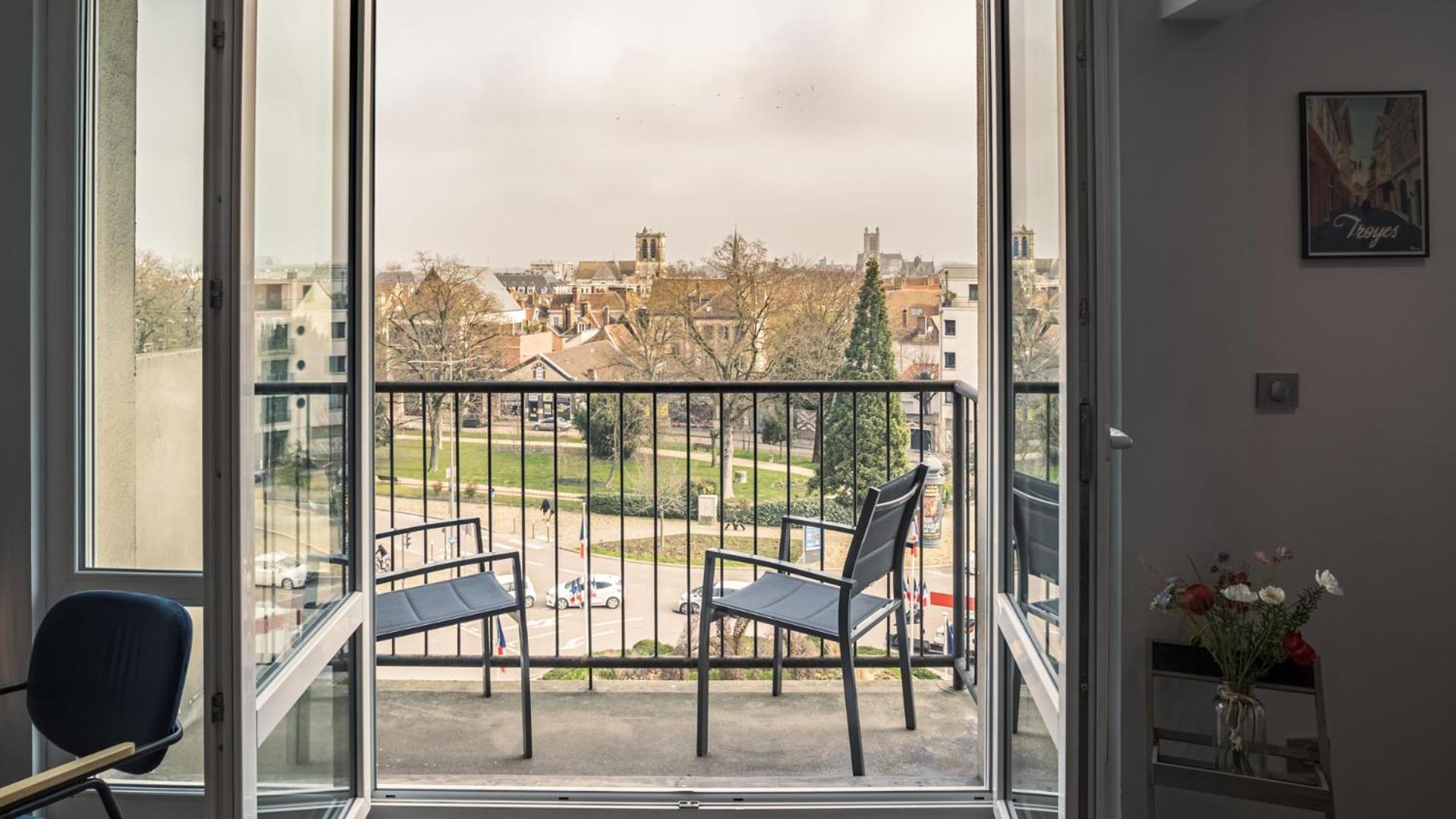 Le Balcon Troyen - Proche Hypercentre - 4 Pers. Lägenhet Troyes Exteriör bild